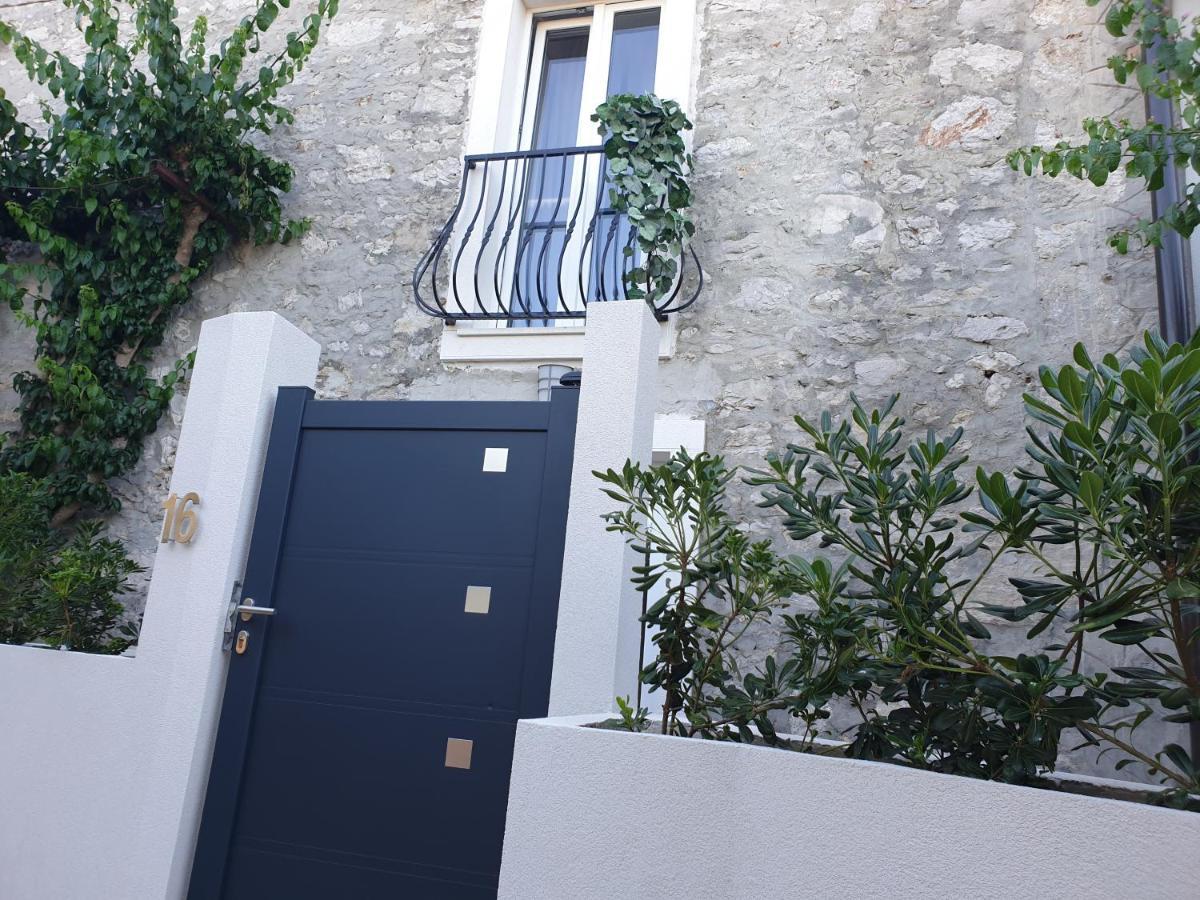 Castel Lejlighed Mali Lošinj Eksteriør billede