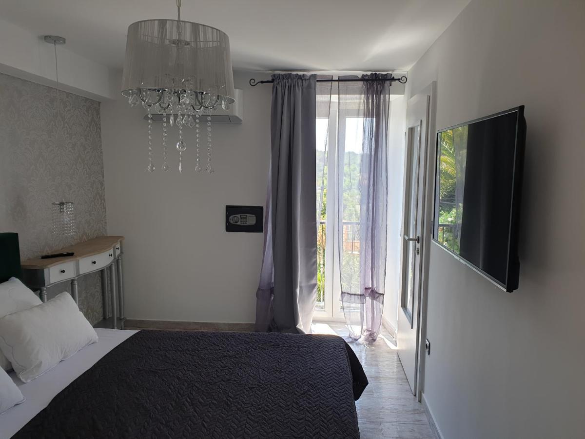 Castel Lejlighed Mali Lošinj Eksteriør billede
