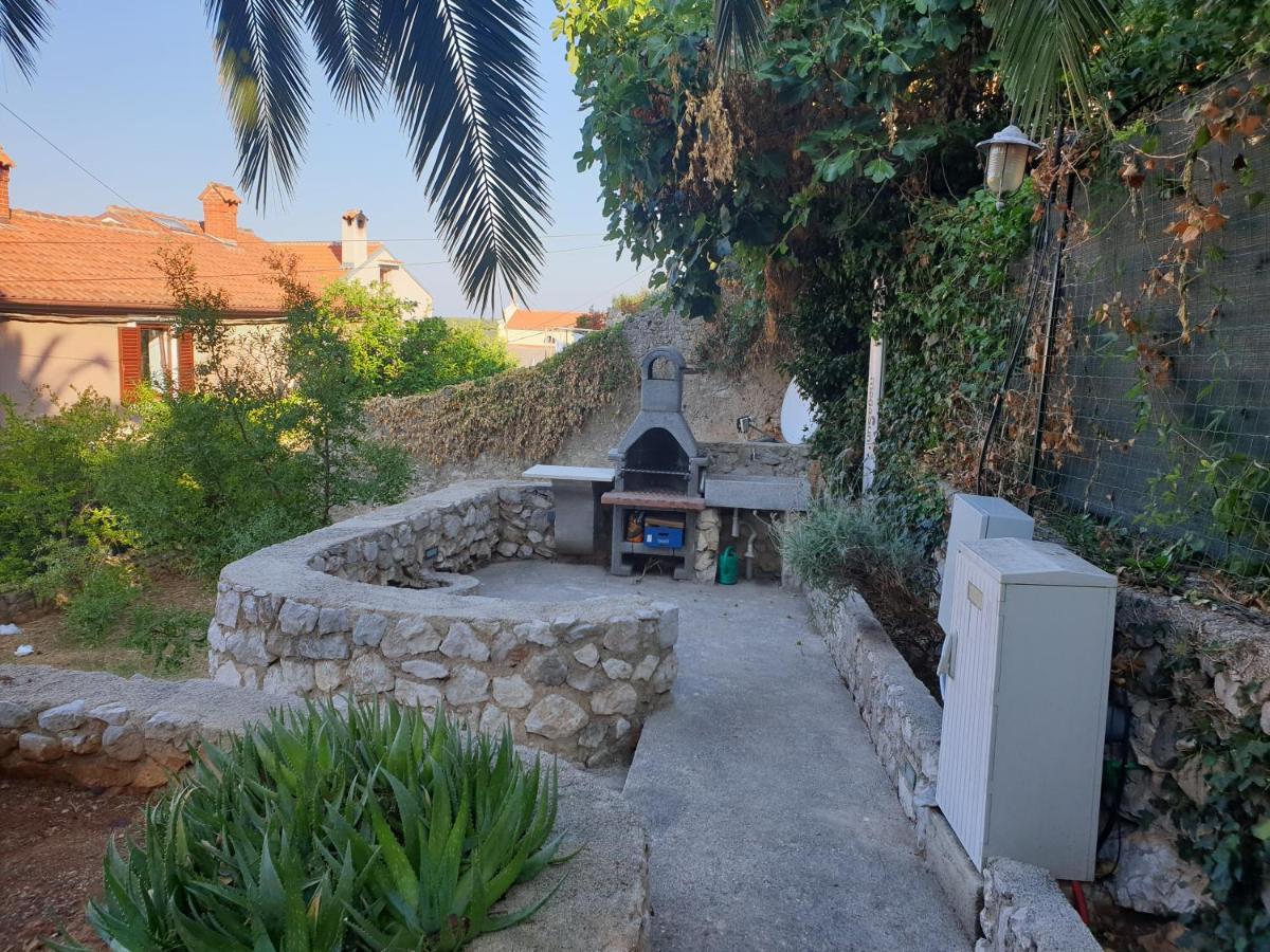 Castel Lejlighed Mali Lošinj Eksteriør billede
