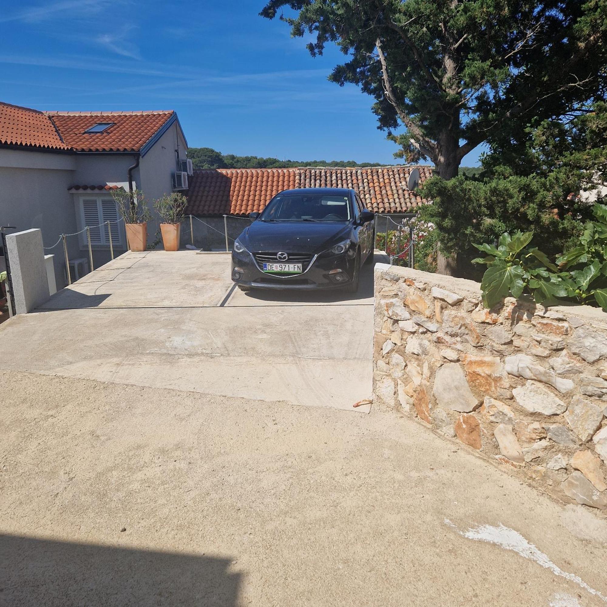 Castel Lejlighed Mali Lošinj Eksteriør billede